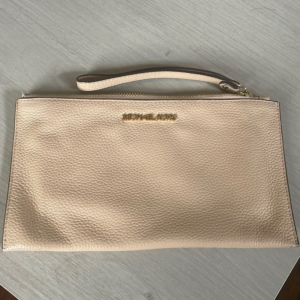 Michael Kors Wristlet